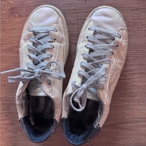 P448 Women's Beige Metallic Snake-Texture Sneakers size 37